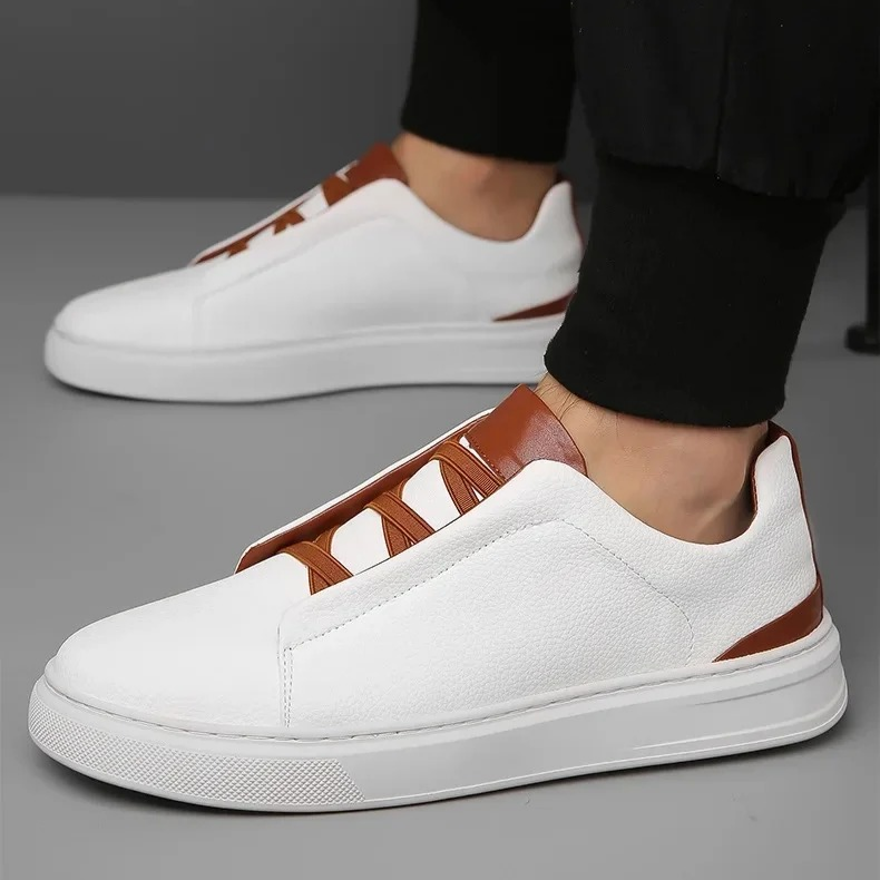 Capri Sneakers