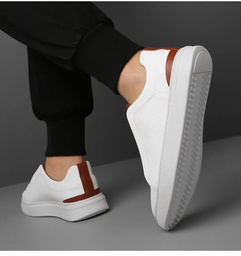 Capri Sneakers
